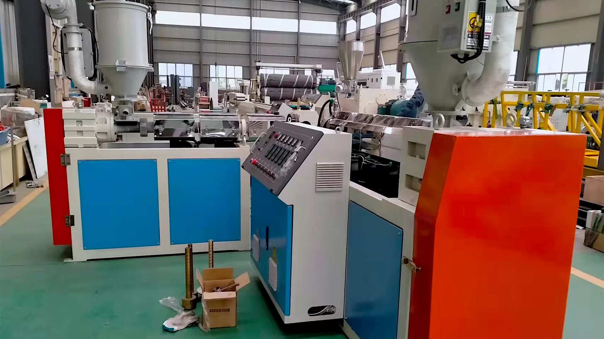 heat-shrink-extrusion-expansion-line-banner-4